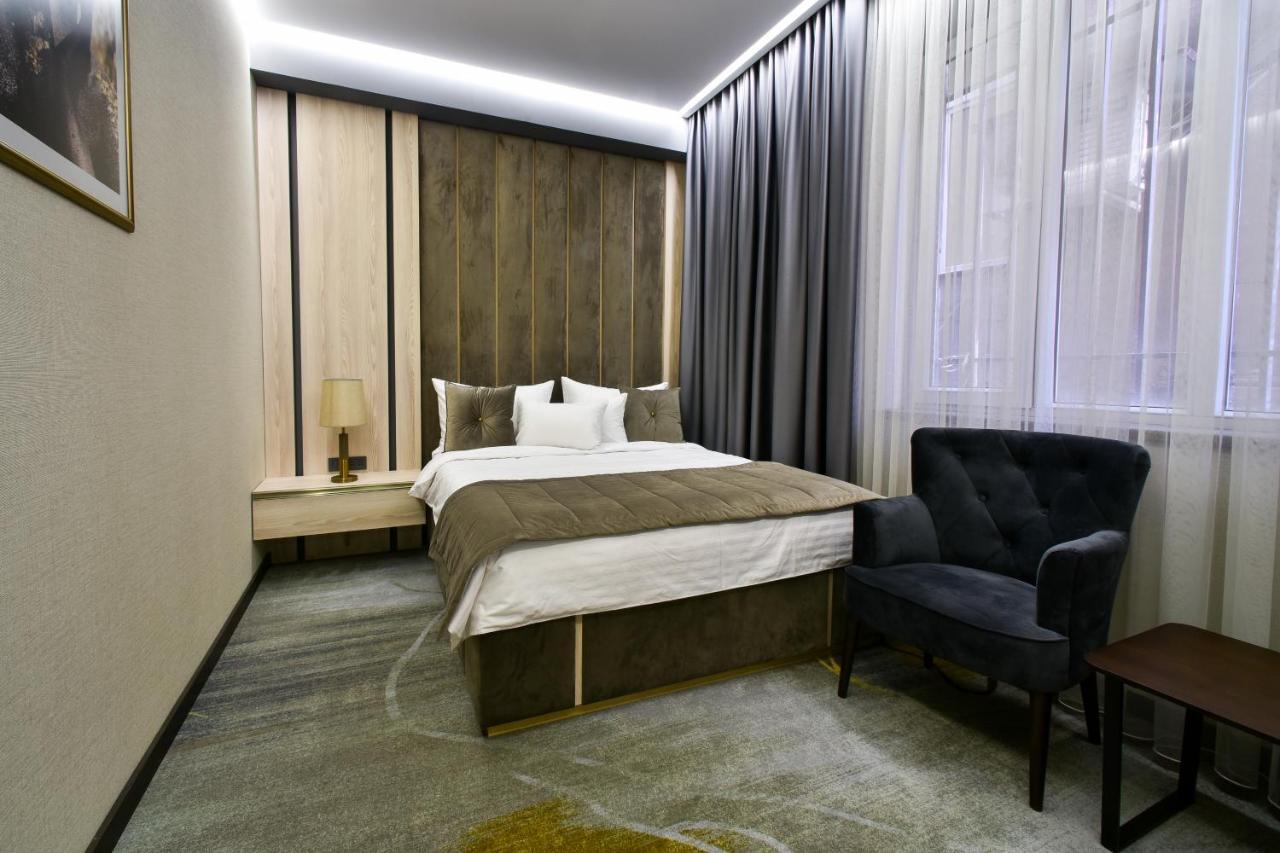 Bourbon Boutique Hotel Jerevan Exteriör bild