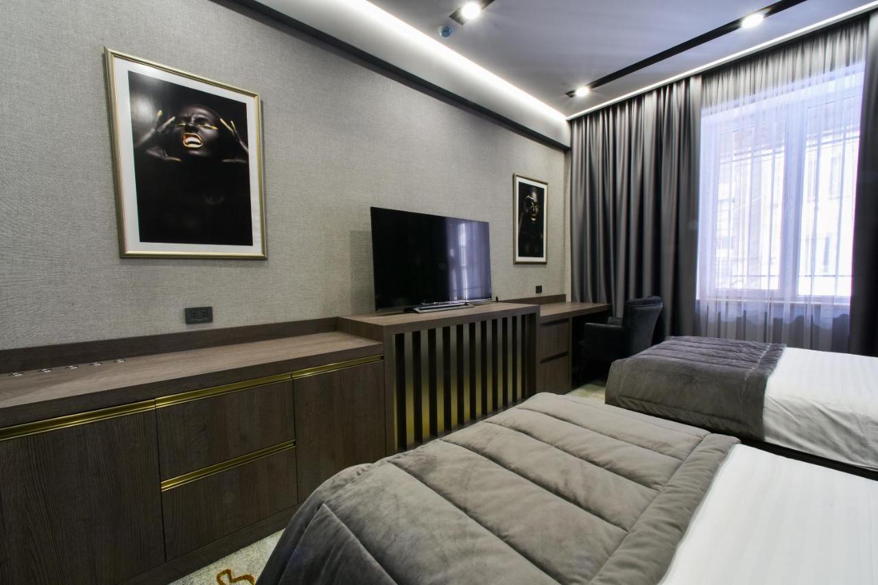 Bourbon Boutique Hotel Jerevan Exteriör bild