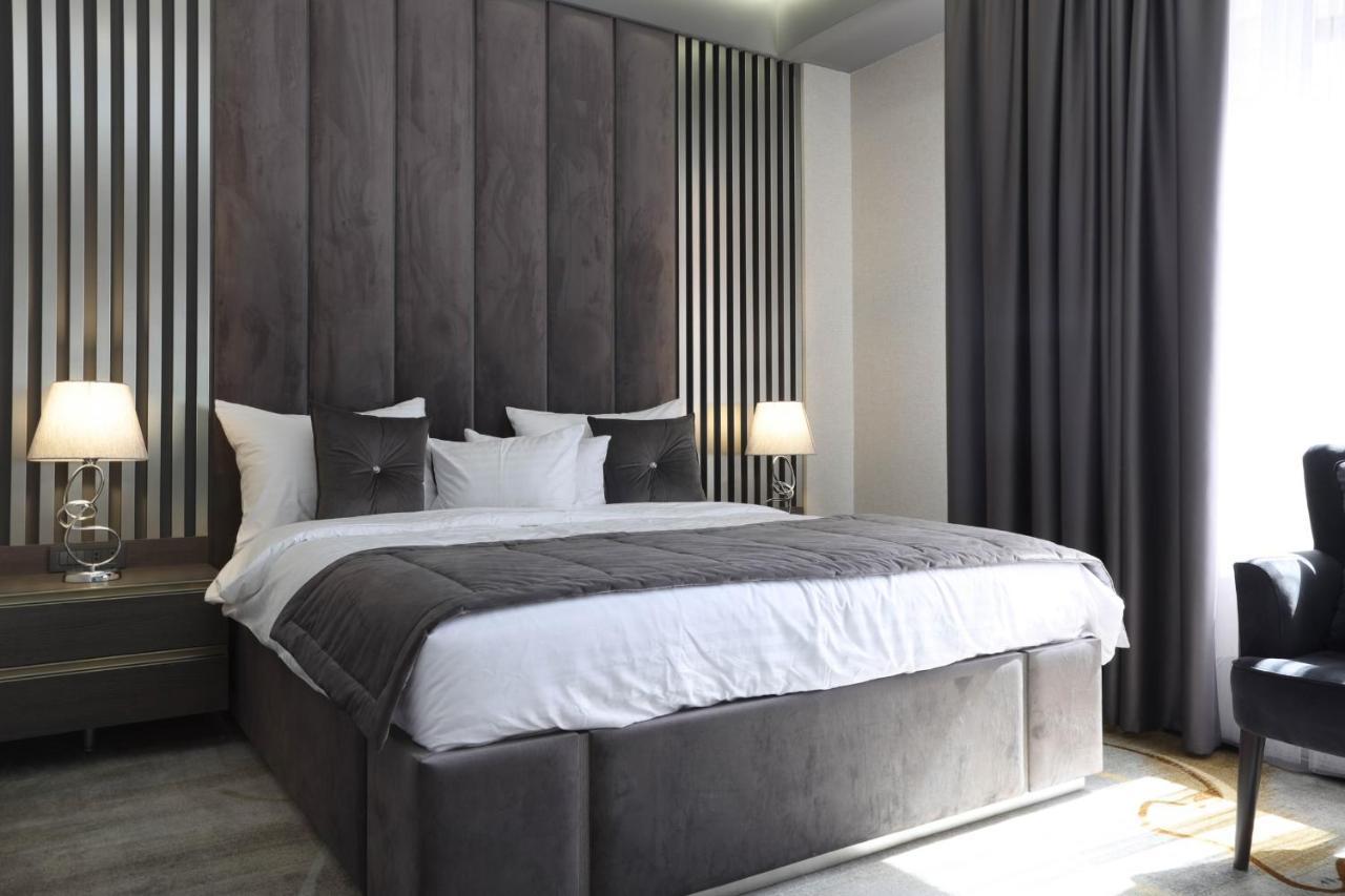 Bourbon Boutique Hotel Jerevan Exteriör bild