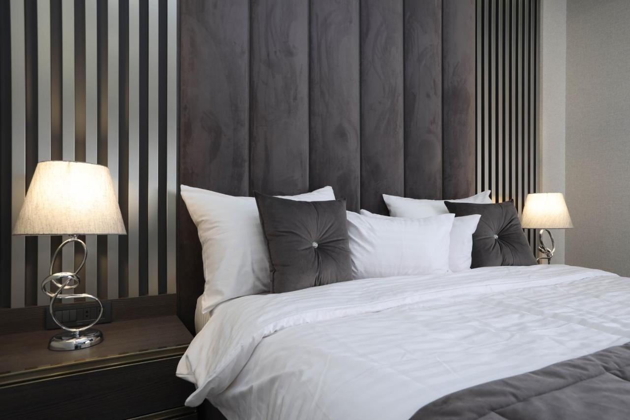 Bourbon Boutique Hotel Jerevan Exteriör bild